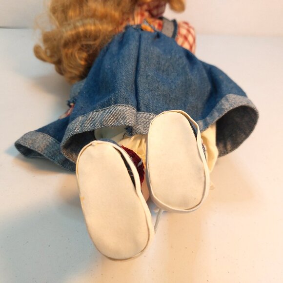 Princess House Porcelain Doll, laying on tummy - Picture 5 of 6